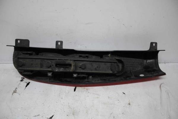 FEU ARRIERE GAUCHE MERCEDES - Vue 2